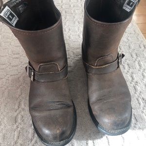 Women’s Frye motorcycle boots size 9.5